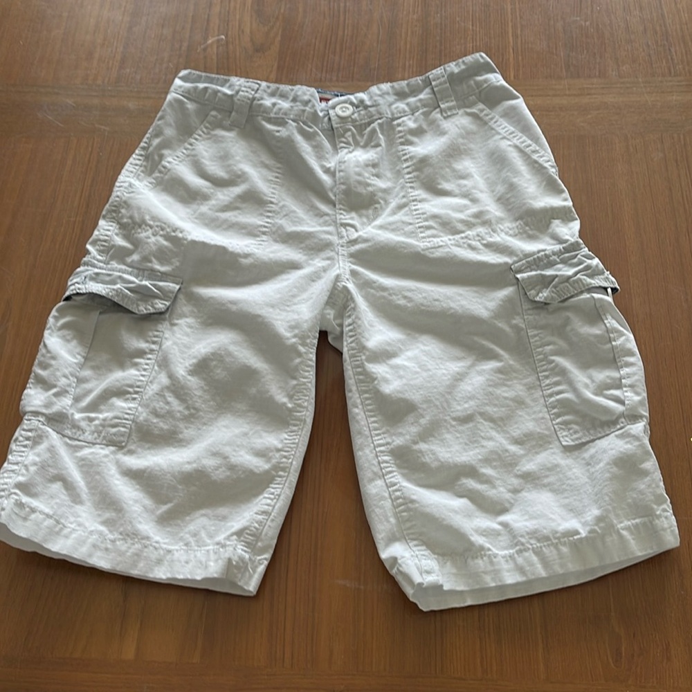 Levi’s white shorts